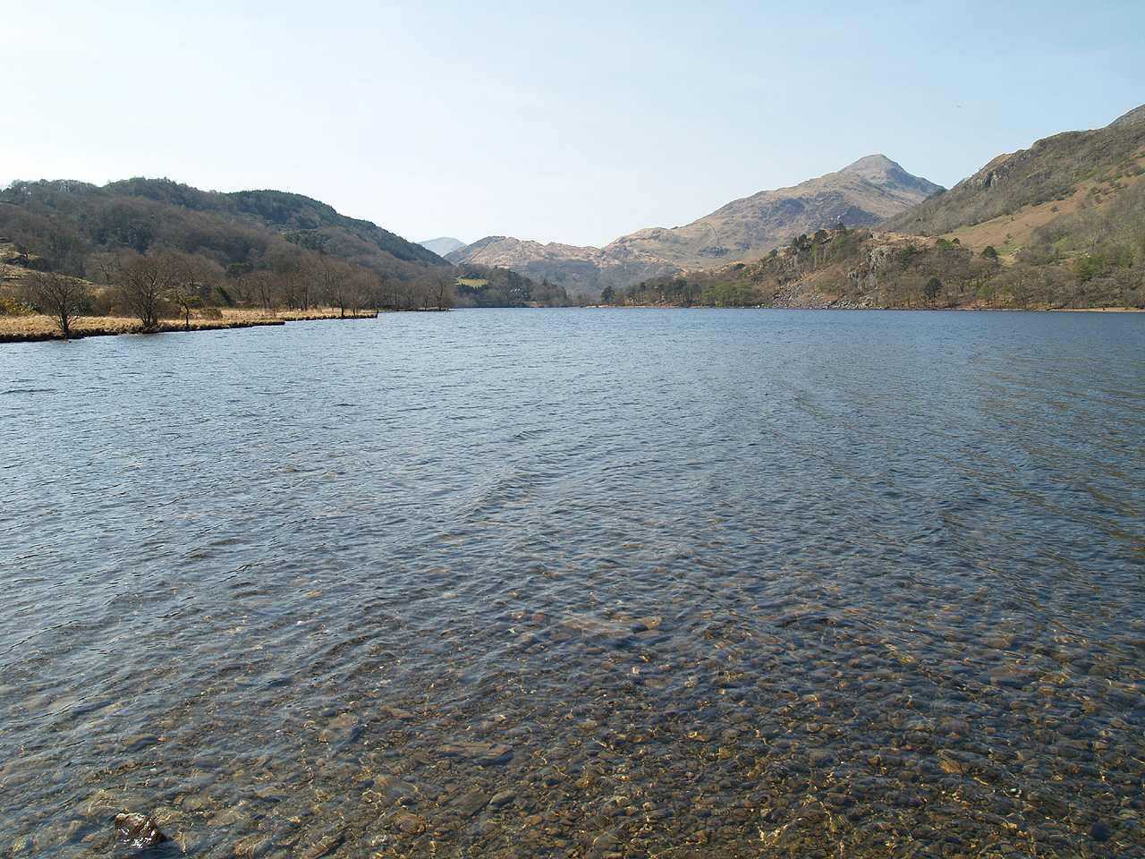 Snowdonia, Llyn Gwynant Lake and vista